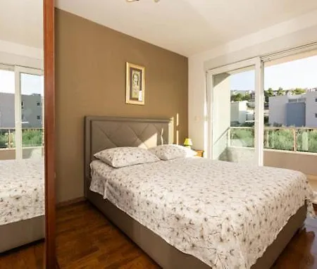 Apartment Veles