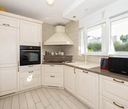 Appartement Veles Podstrana